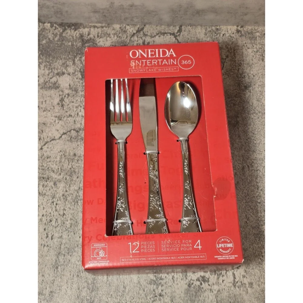 Oneida Snowflake Wishes Holiday Design 12Pc Stainless Flatware Set Service for 4